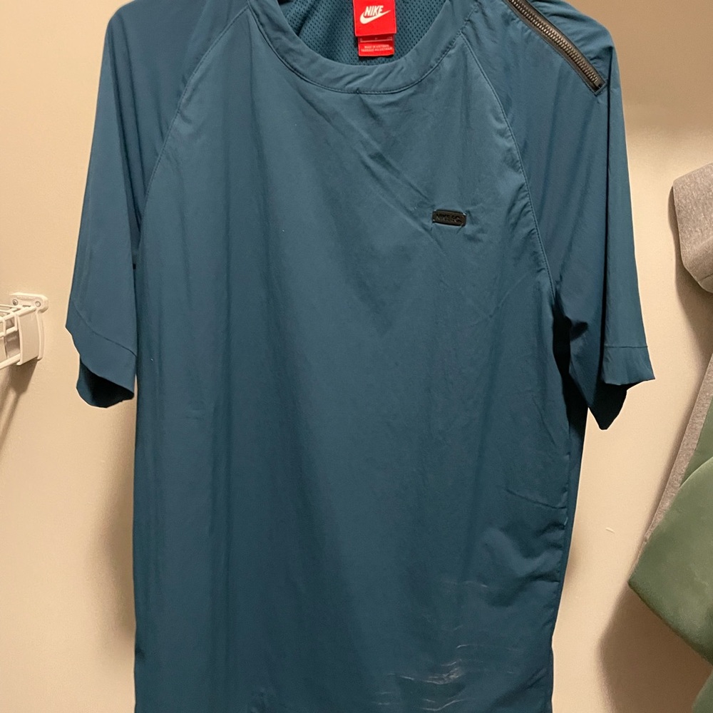 Nike Short Sleeve Windbreaker